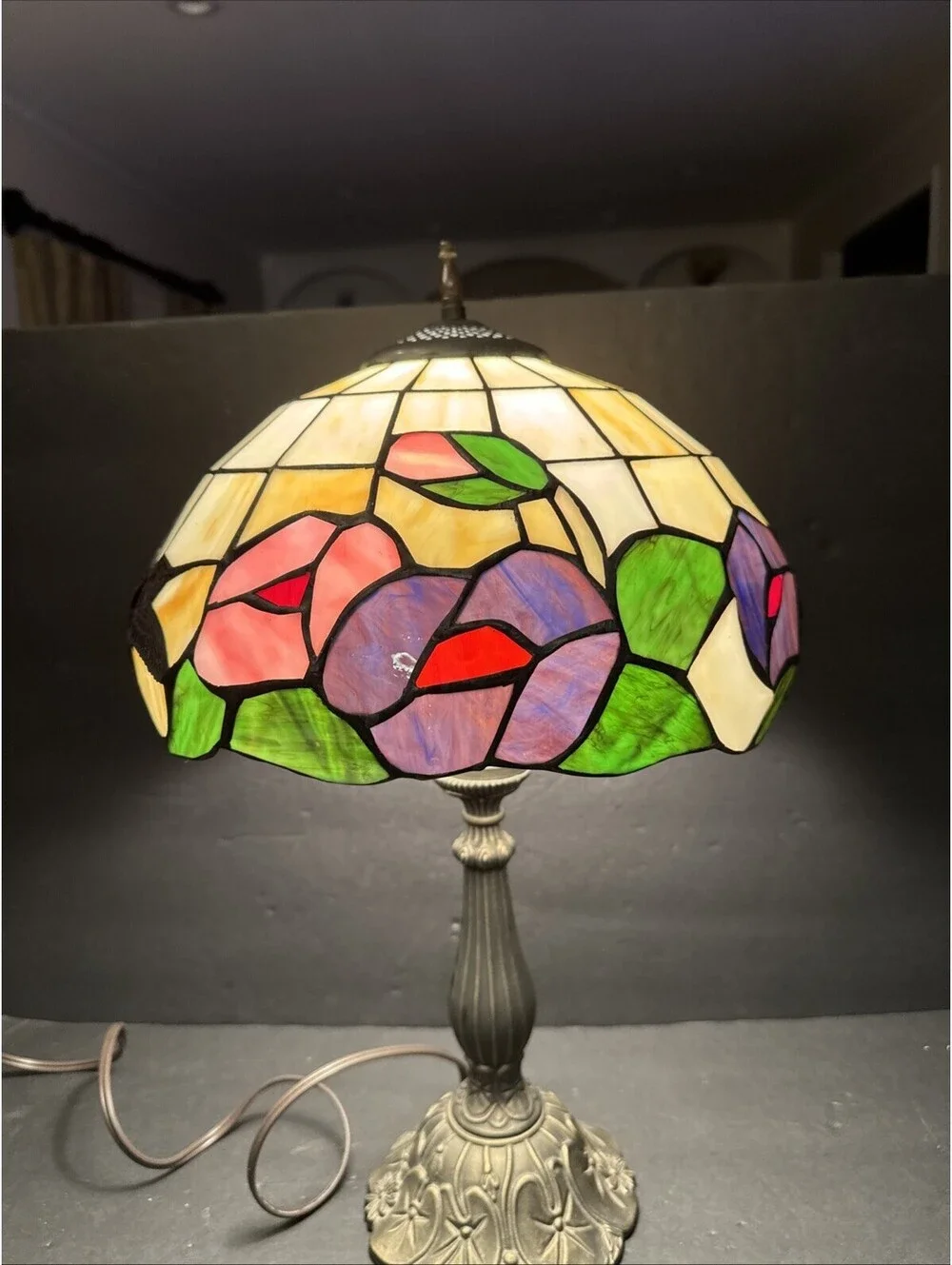 Vintage 19” Tiffany-Style Table Lamp with Hummingbird And Floral Stained Glass